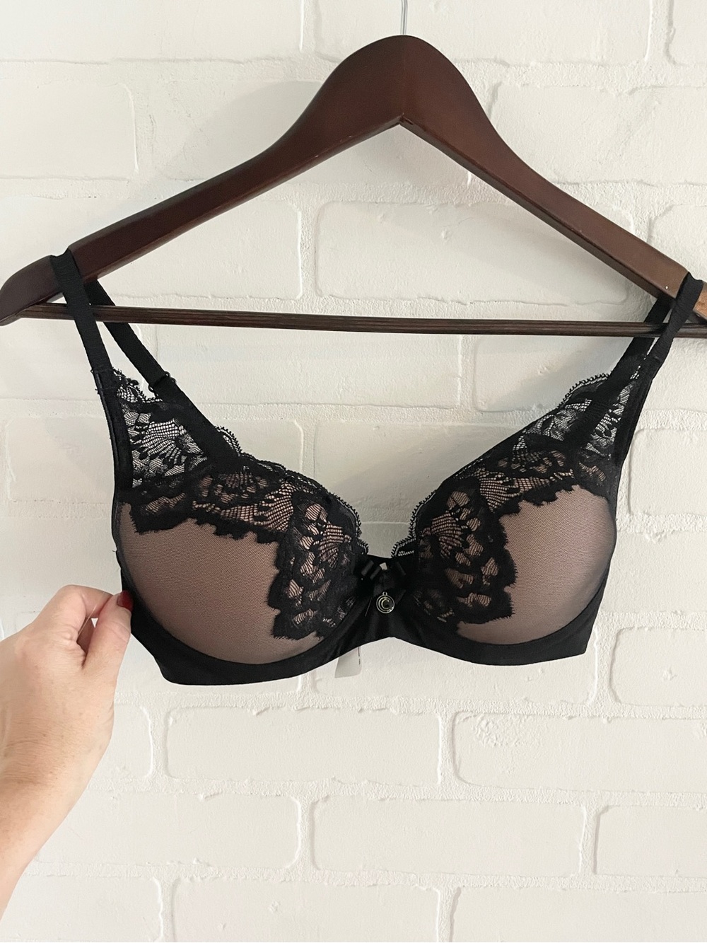 Chantelle Orangerie C67620 Lace Plunge Bra Black Nude 34C
